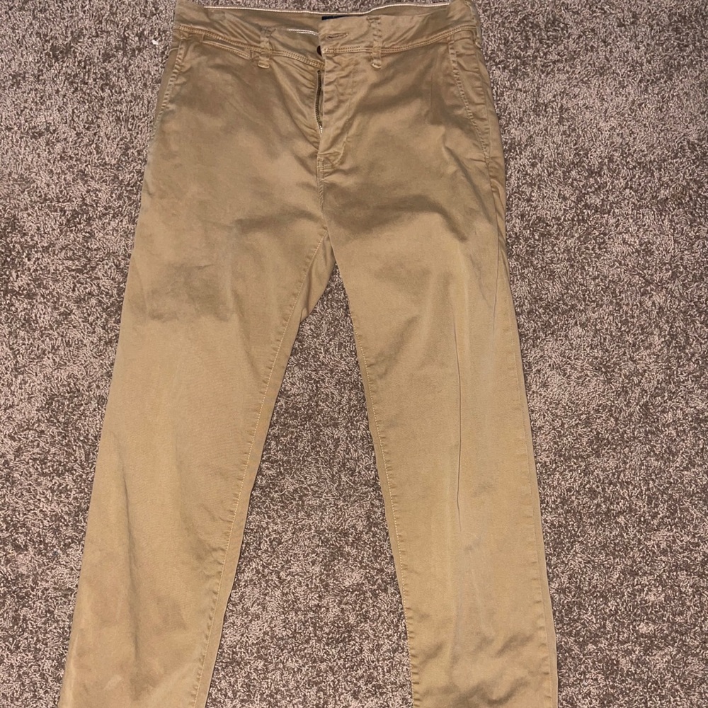 American Eagle Slim Straight Extreme Flex Khaki